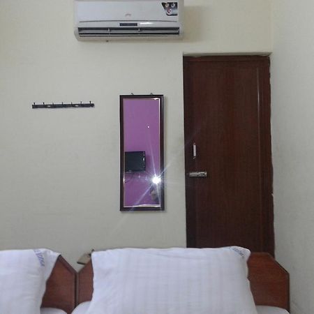 Noble Residency Hotel Tirupati Exterior foto
